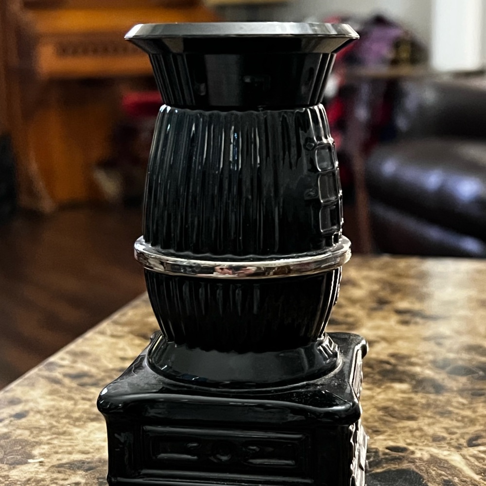 Vintage Avon 1970’s potbellies stove 5 oz decanter